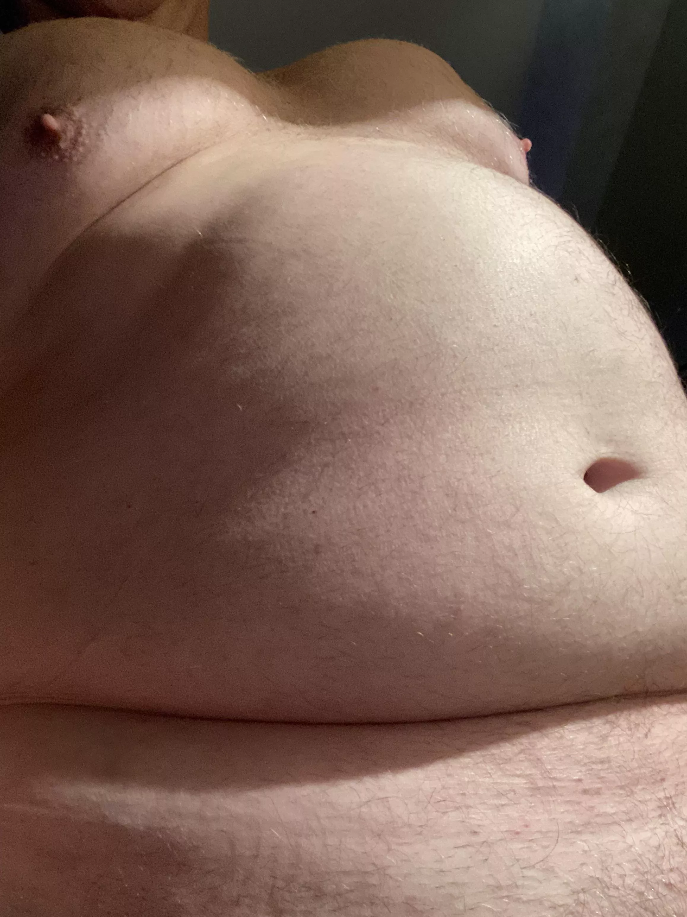 Anyone want to get with this chub? If you do Iâ€™ll post a dick pic