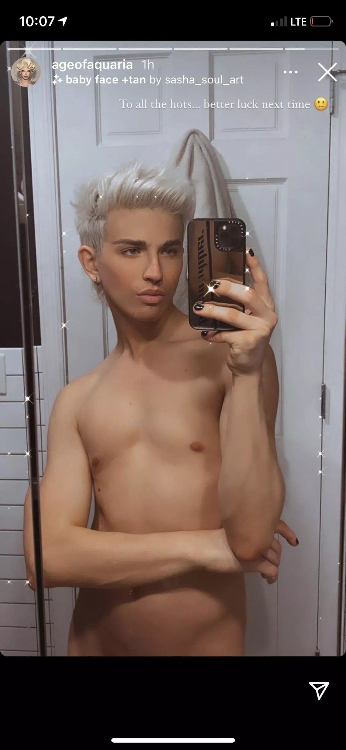 Aquaria (Instagram)