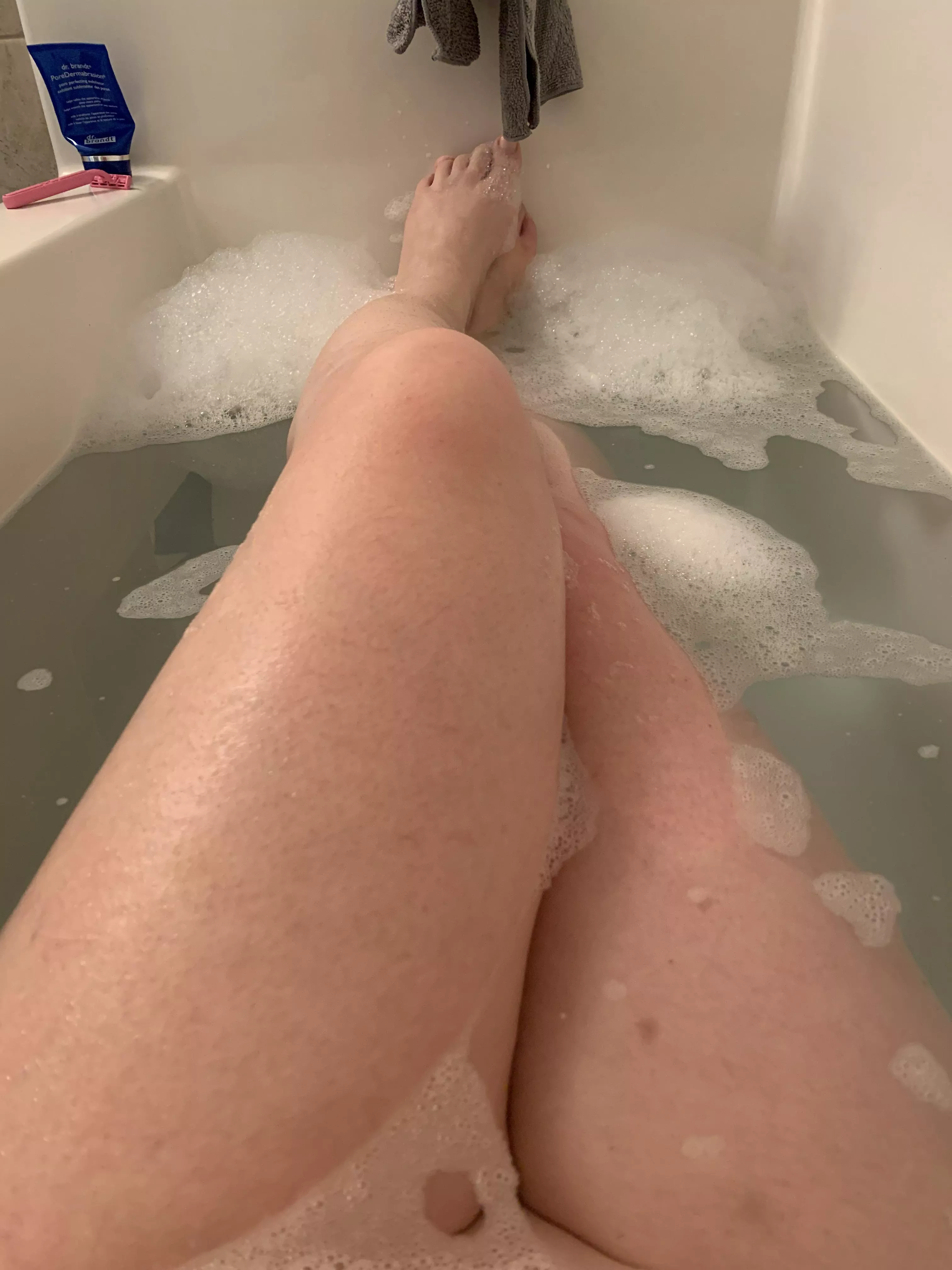 Are you bored with my bathtub pics yet? (F).