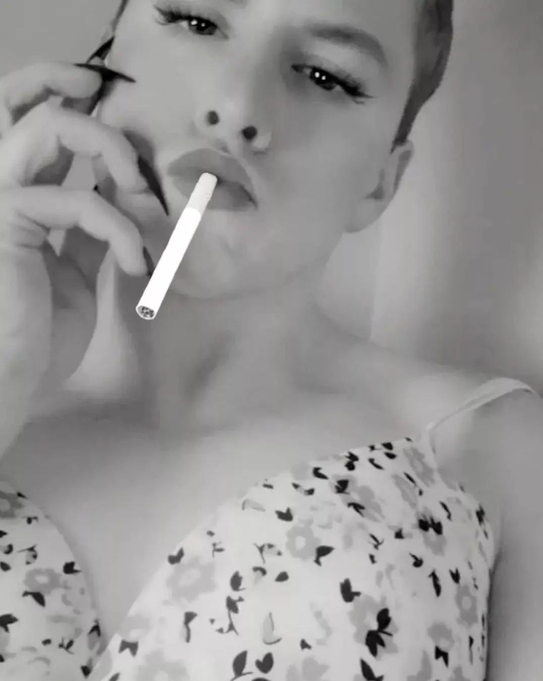 as my fiance said a femboy need to smoke like a real girl