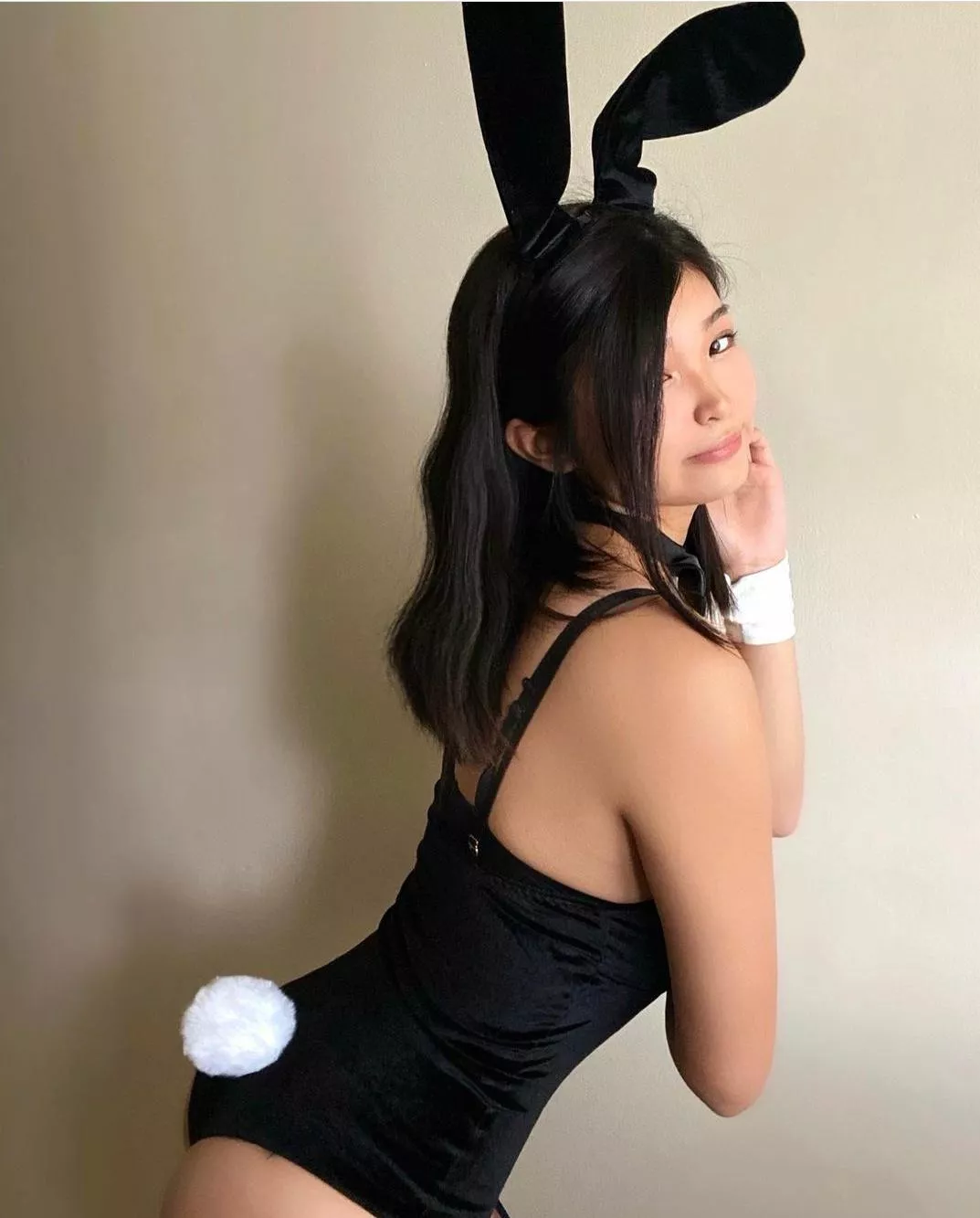 Asian bunny girl