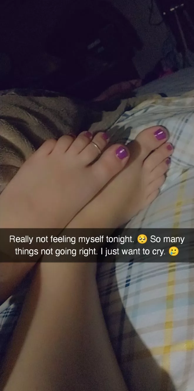 At least my toes are cute (f)