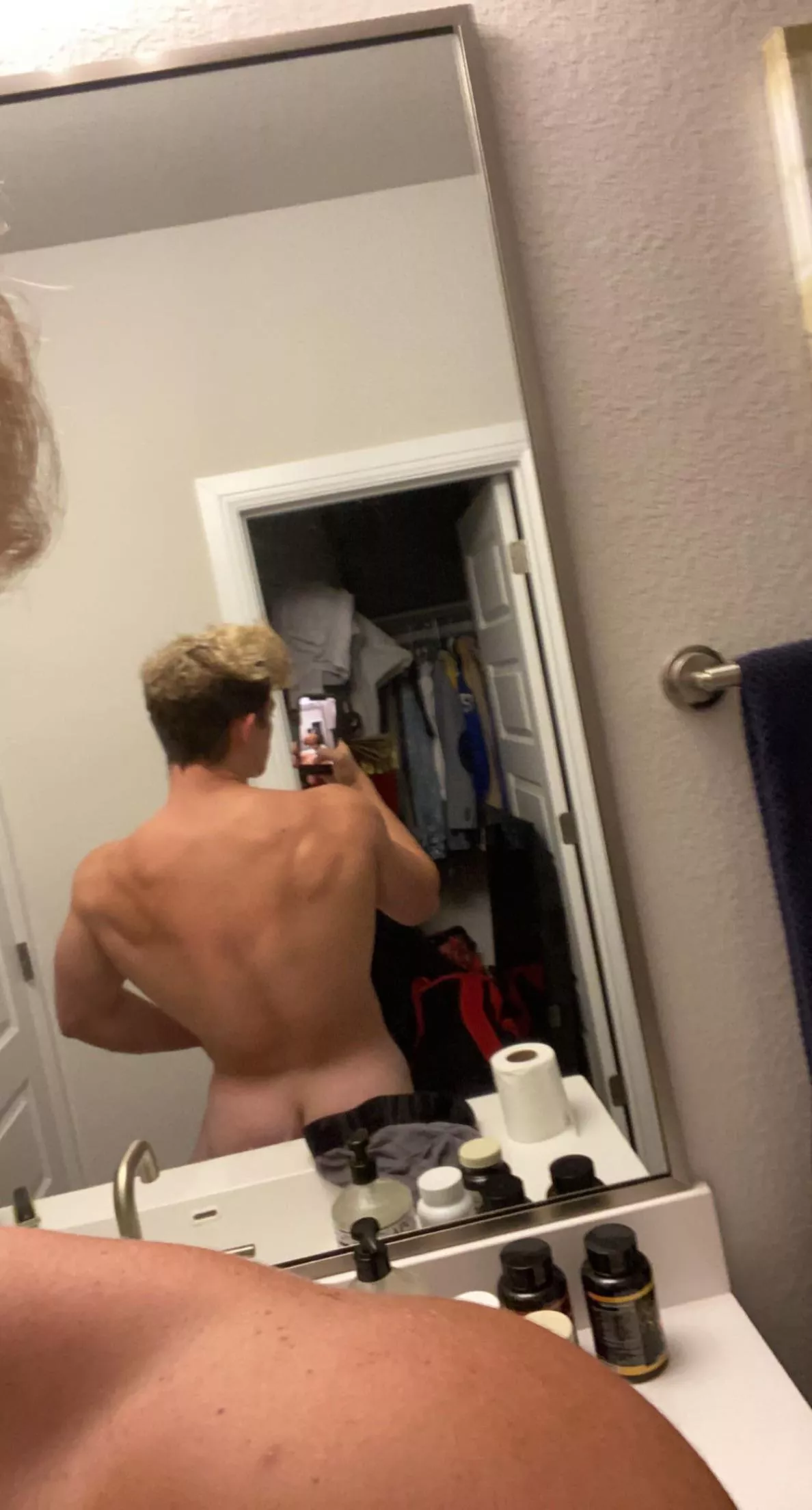 back gaining some width 22 [m]