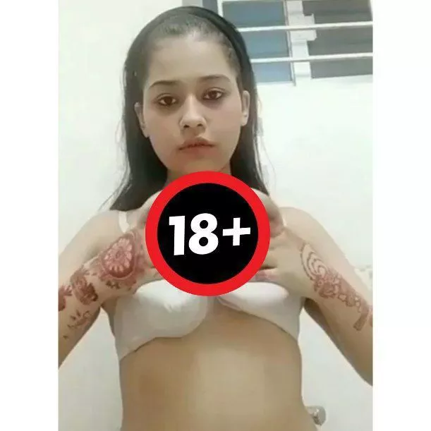 Bangladeshi Beautiful Girl nude show