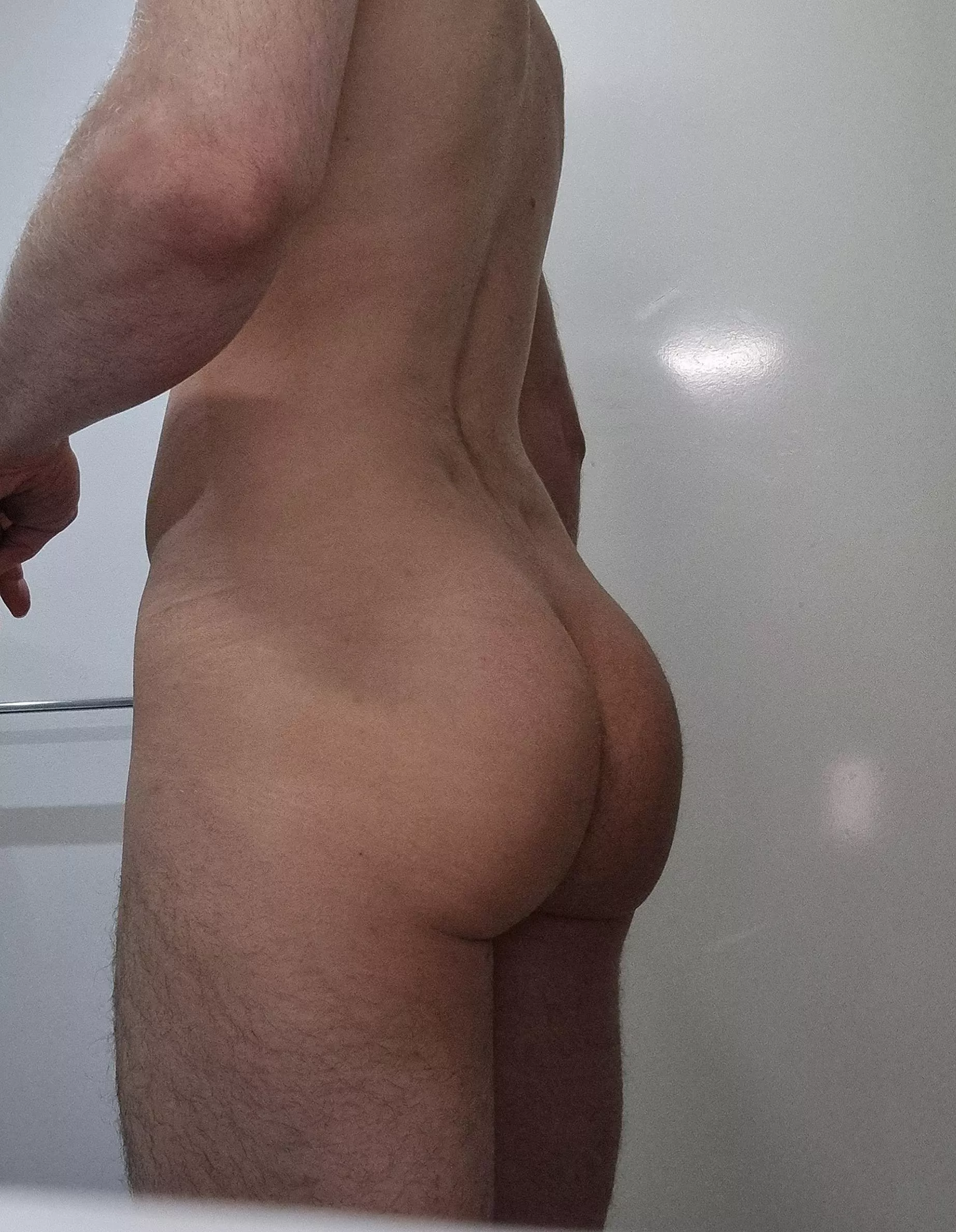 Bathroom butt