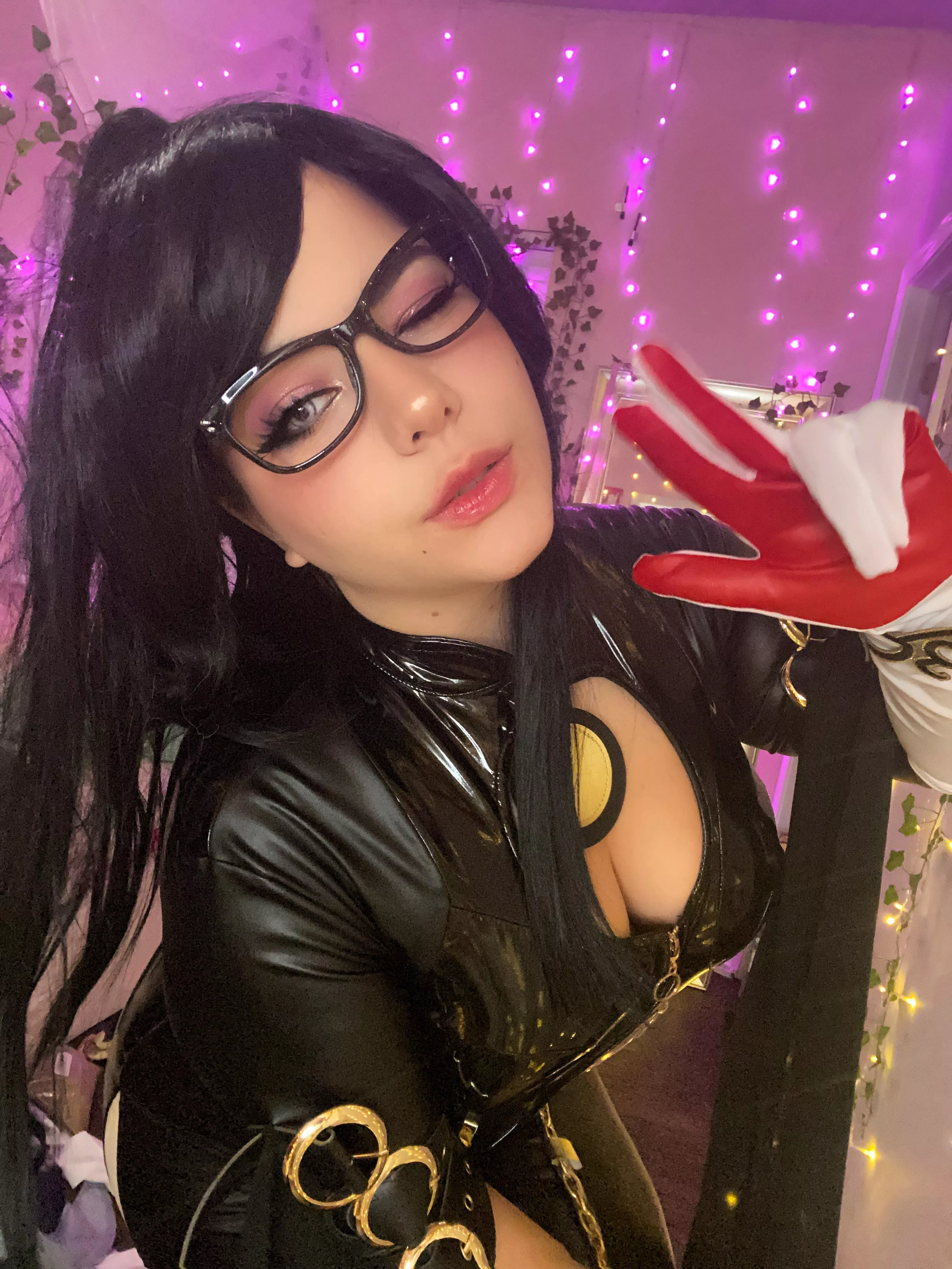 Bayonetta ( From Bayonetta )) By Peppabunzz