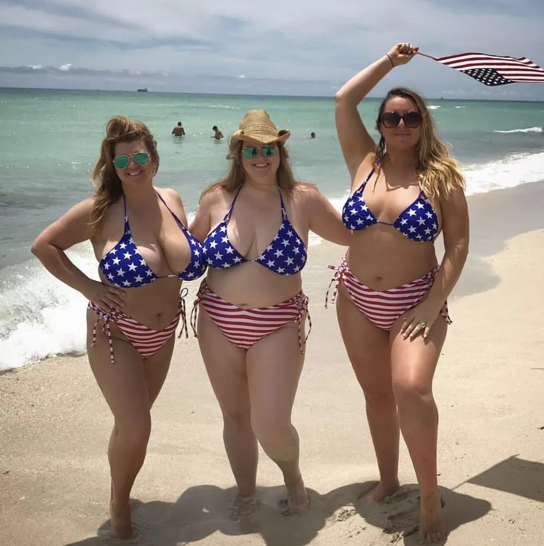 Bbw bikinis