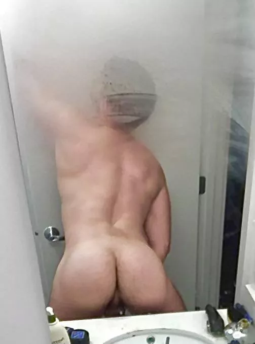 Been told I got good assâ€¦what you think bro?