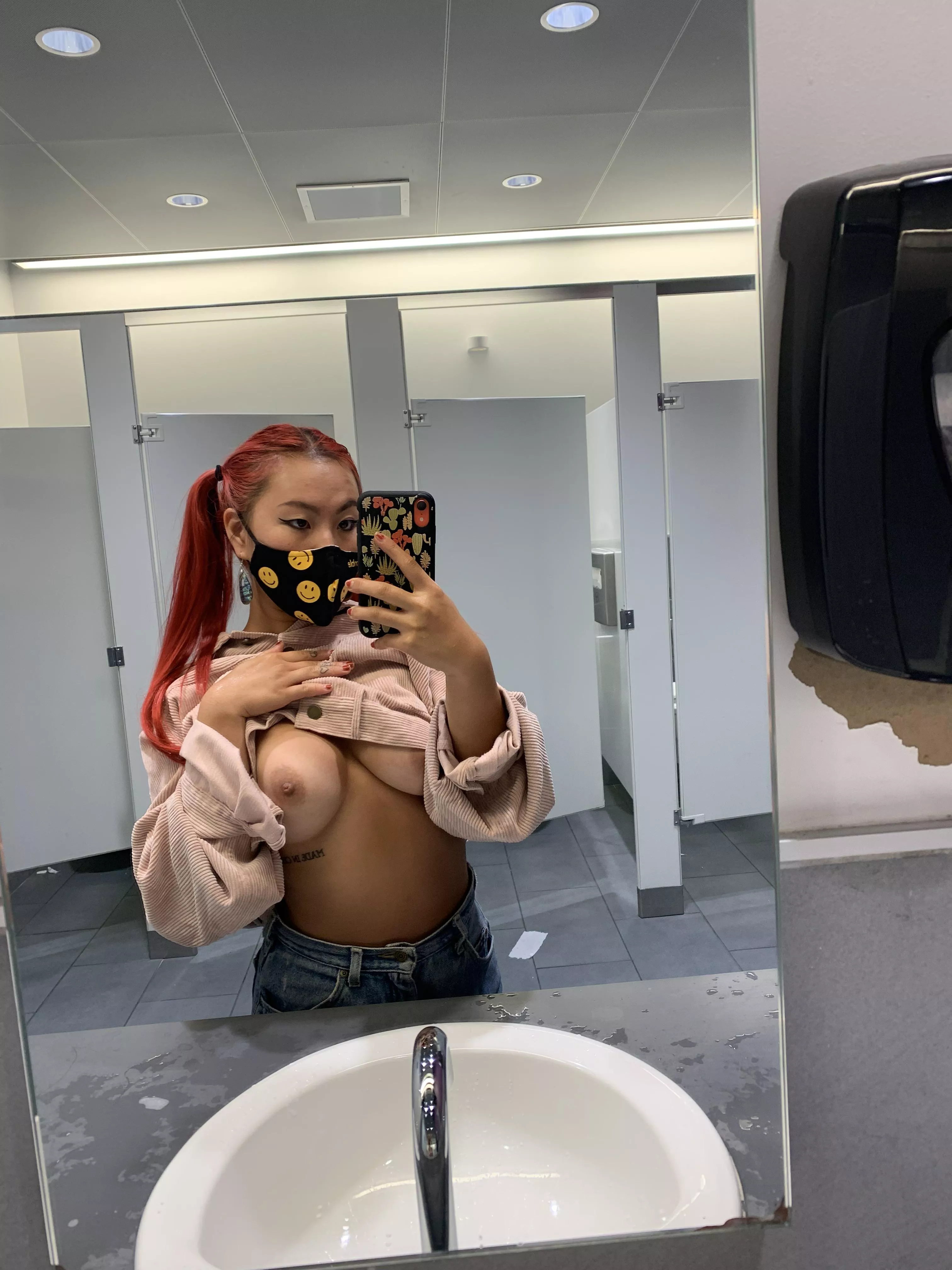 Being naughty and ditching class to take nudes in the school bathroomðŸ¤«ðŸ˜‡ðŸ˜œlink below