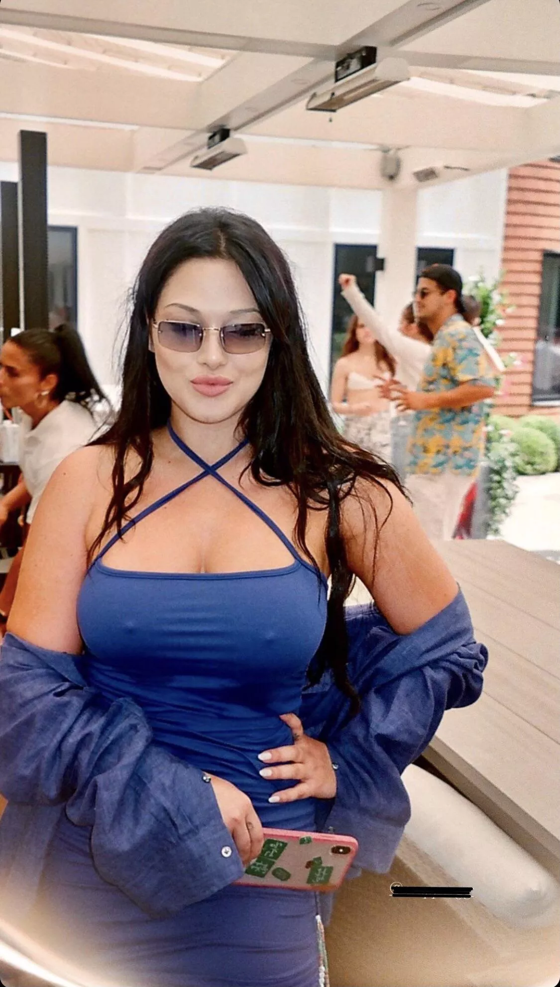 Big boob bimbo in blue