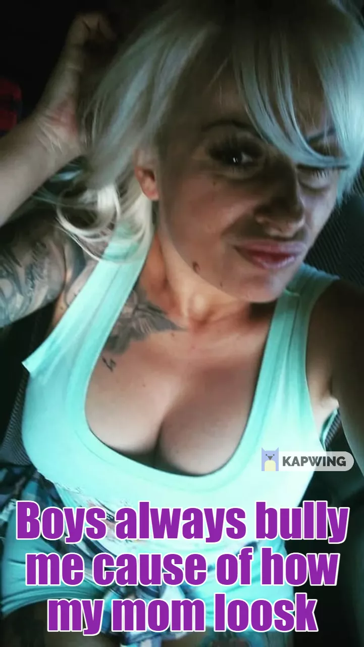 Bimbo mom cleavage