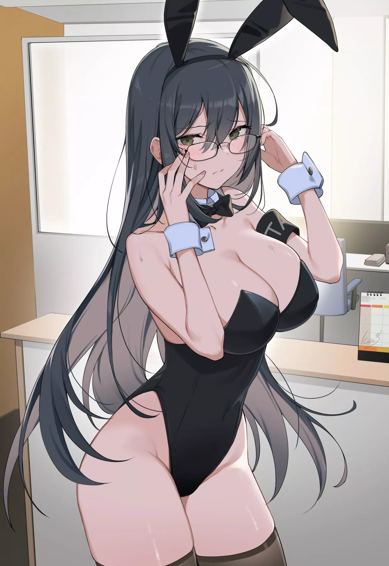 Black Megane Bunny