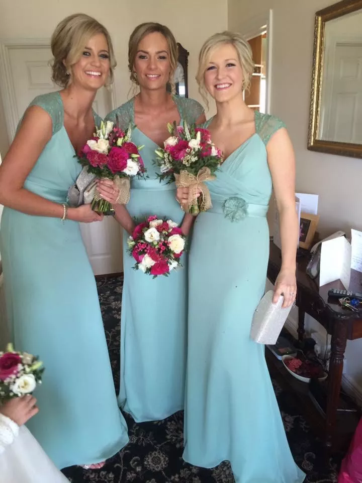 Blonde bridesmaids looking so good