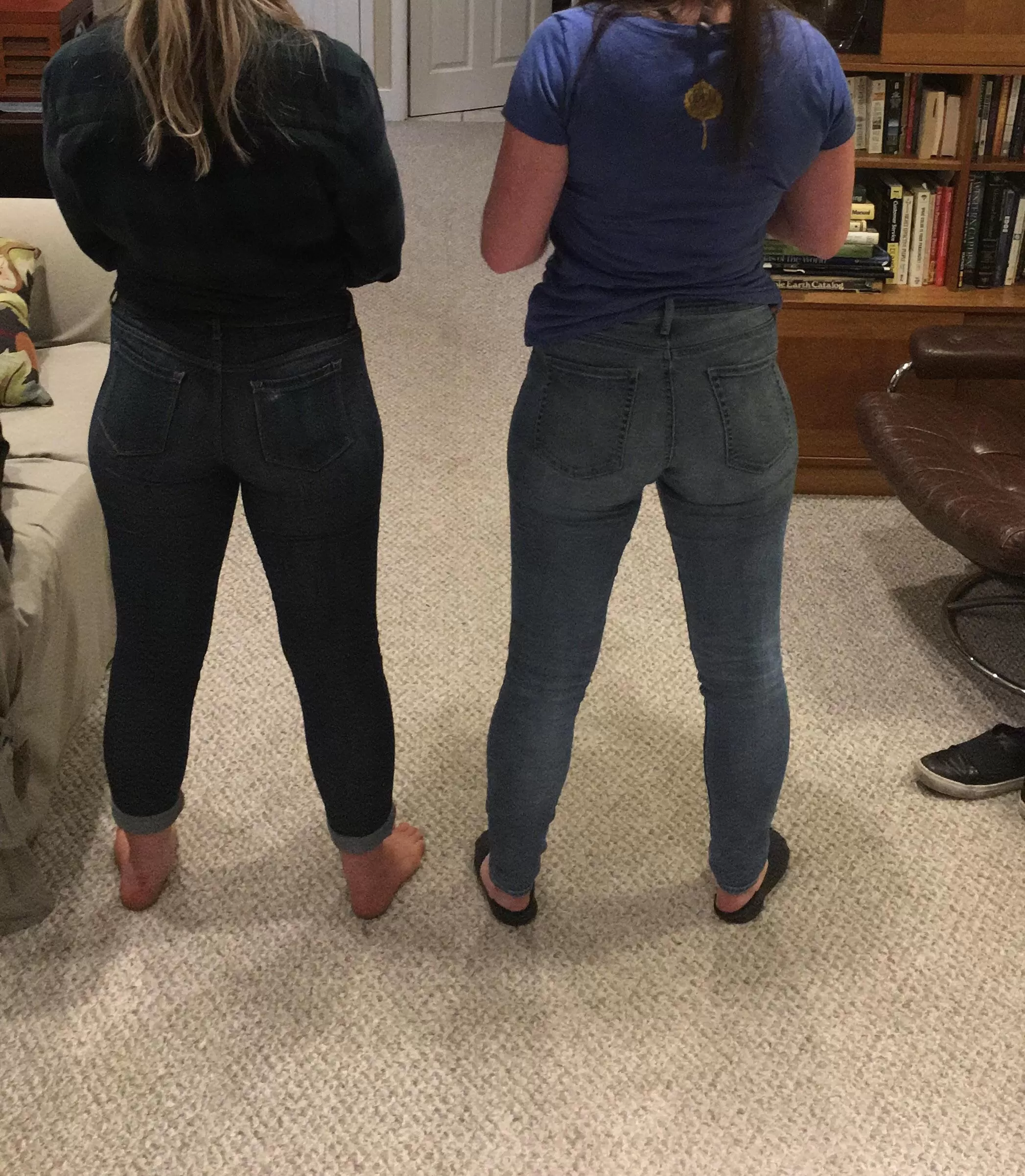 Blonde pawg. Must verify and show face. Jerk to my wife and her sisters Start with a clothed sample for reply. Trade and degrade. Sorority type to the front. Telegram vttnco