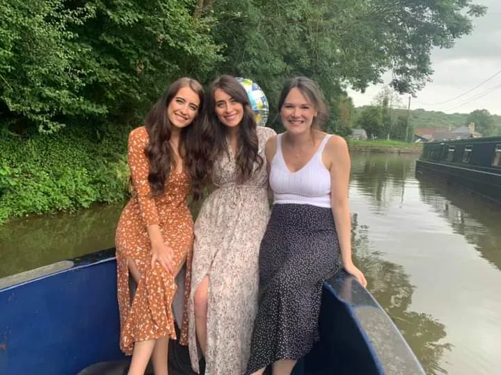 Boat sisters