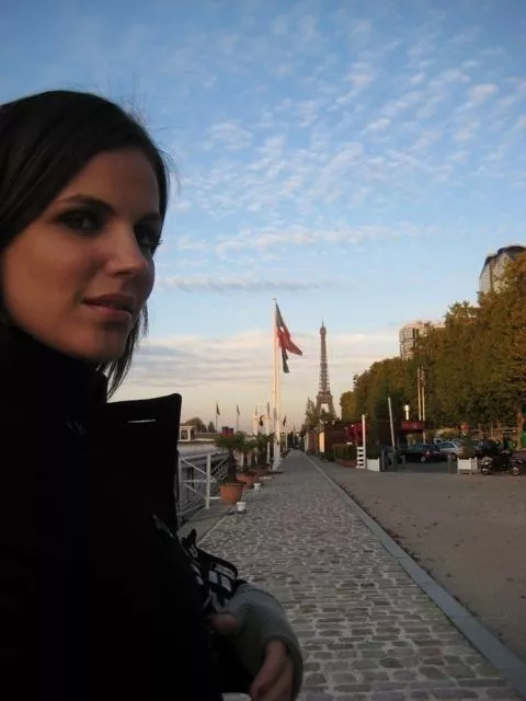 Bobbi in Paris