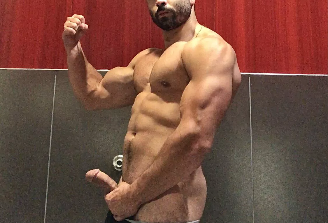 Body symmetry is key [M]