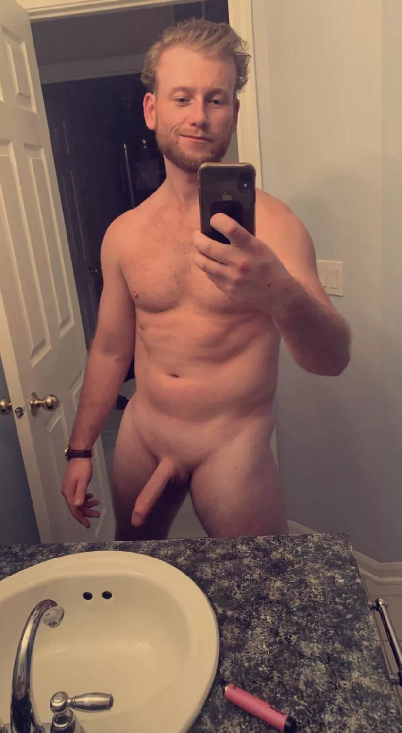 Bored and horny... hmu (m)