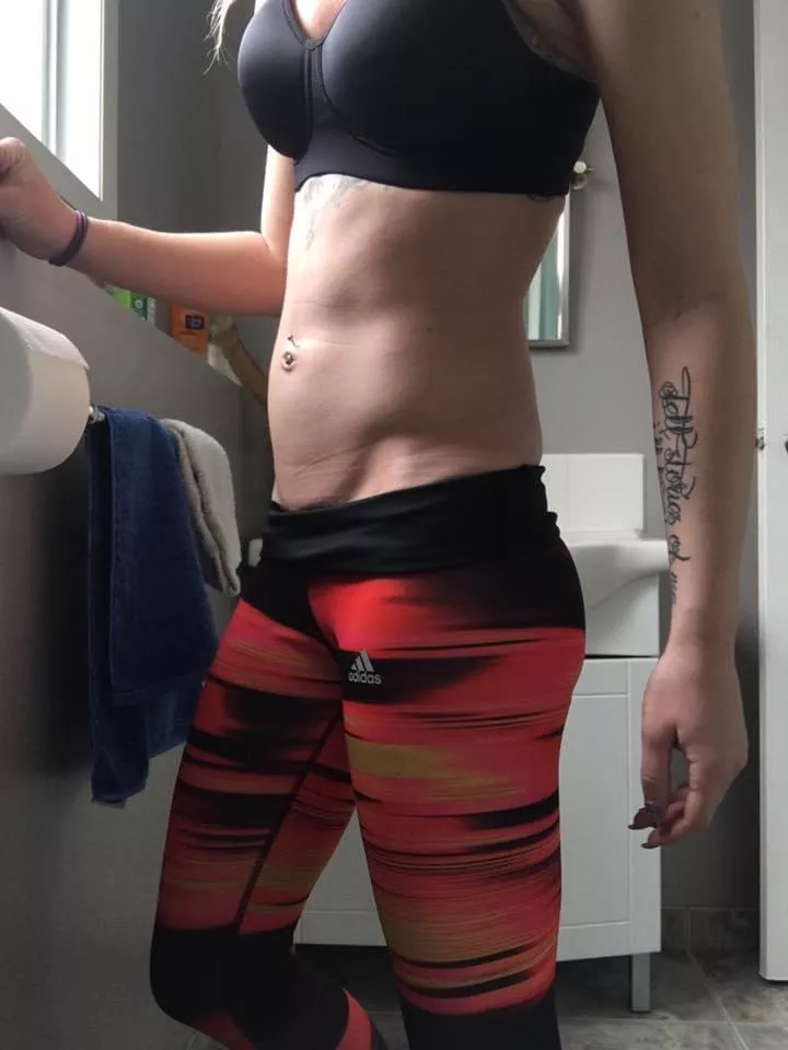 Bright yoga pants are my favourite