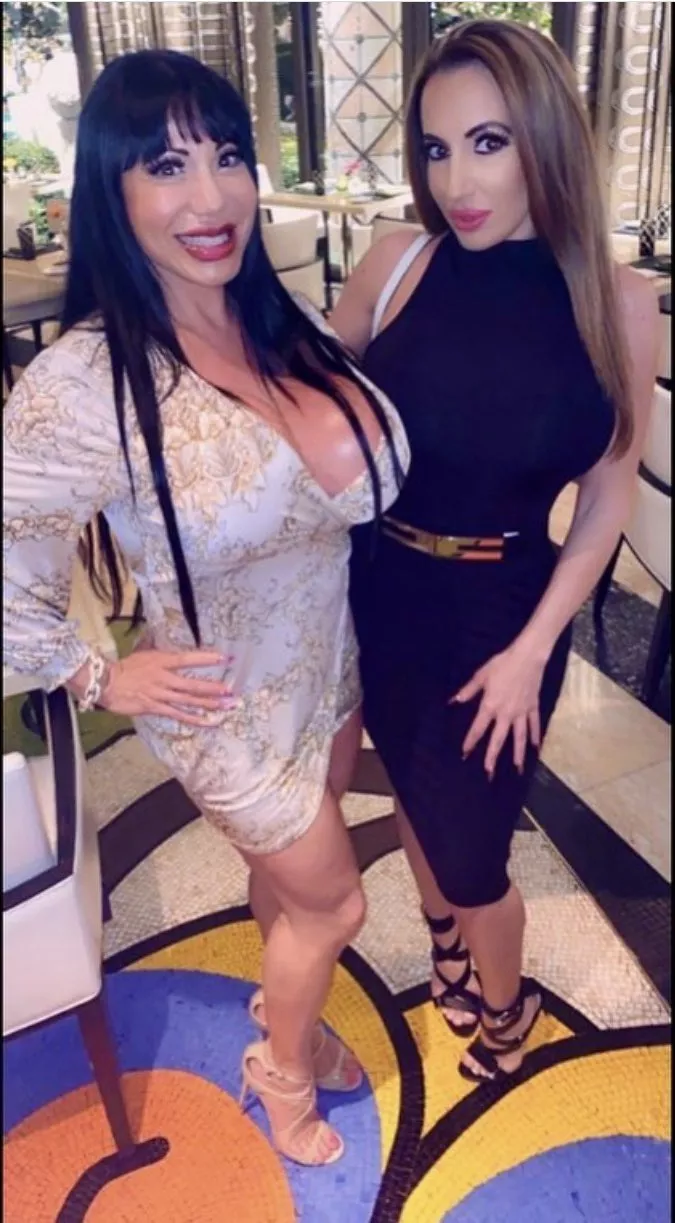 Busty with Richelle Ryan