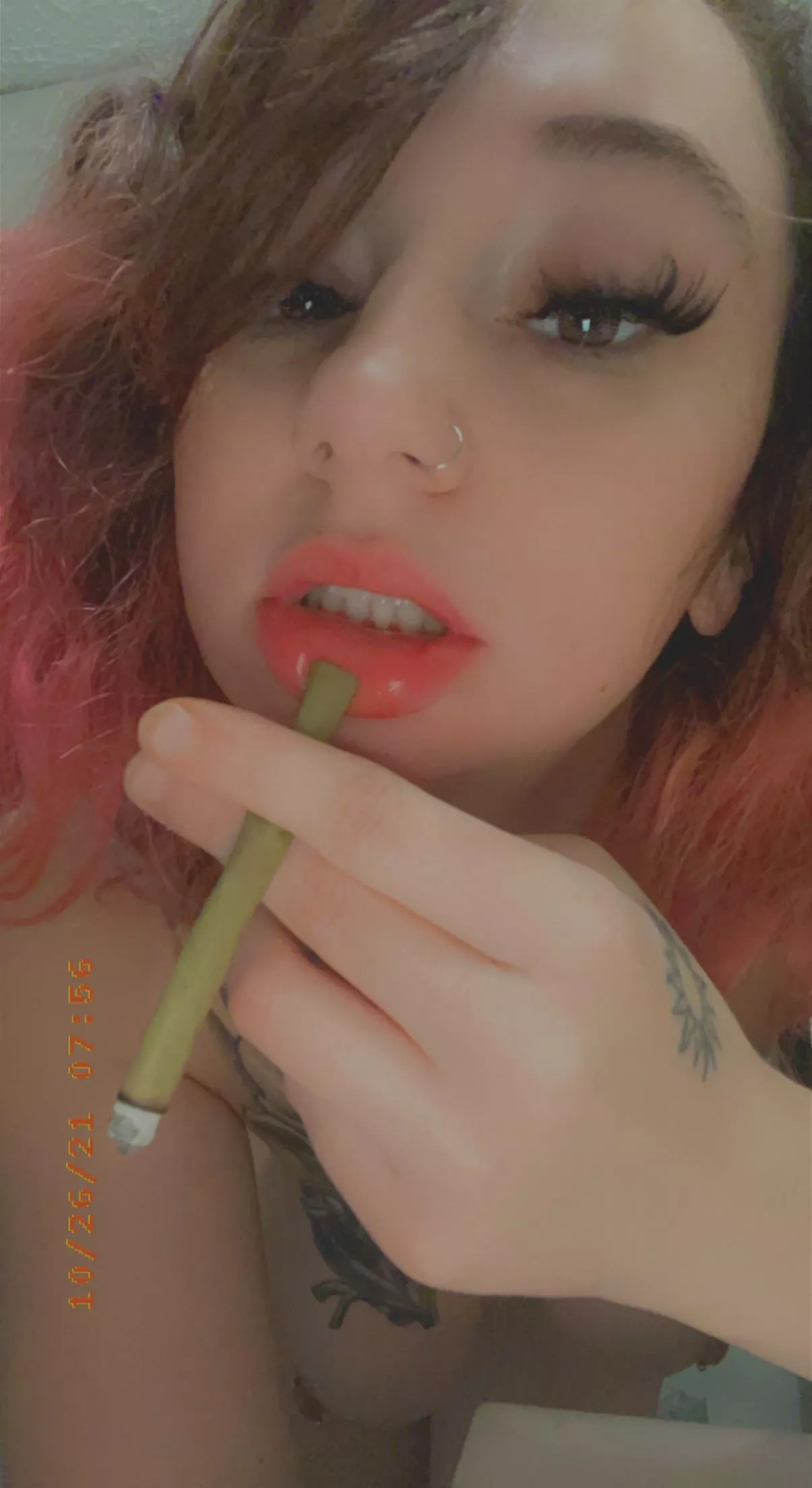 But first we smoke 😈💋 …. & fuck .. & smoke