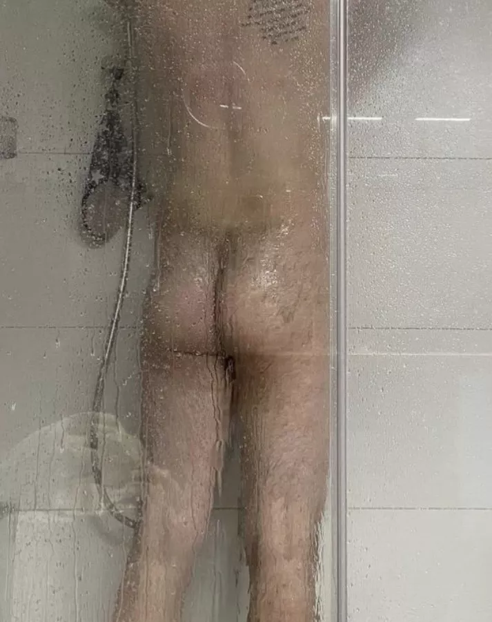 Butt first it’s Time for a shower