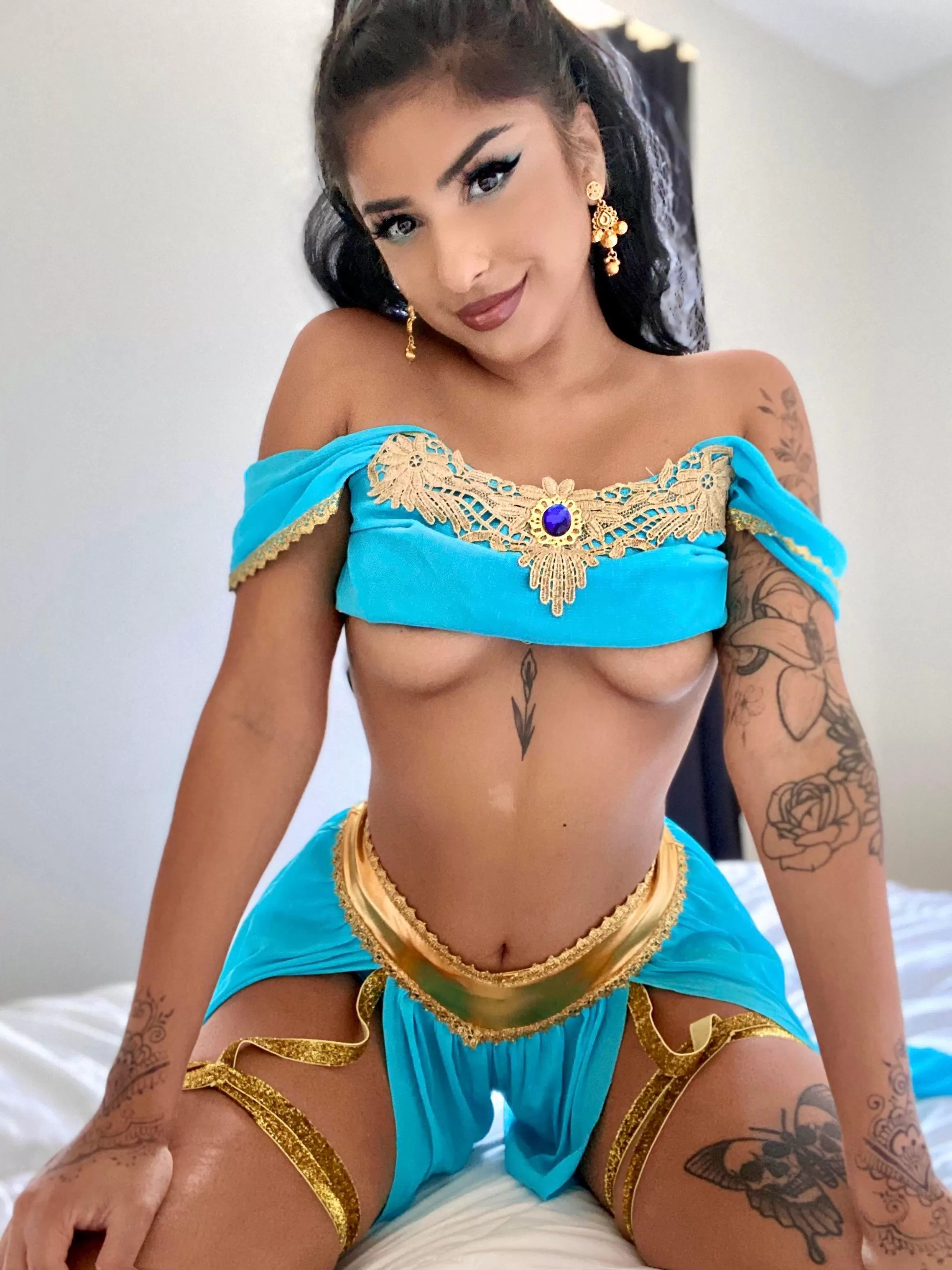 Can I be your Princess Jasmine fuckdoll? ðŸ¥º