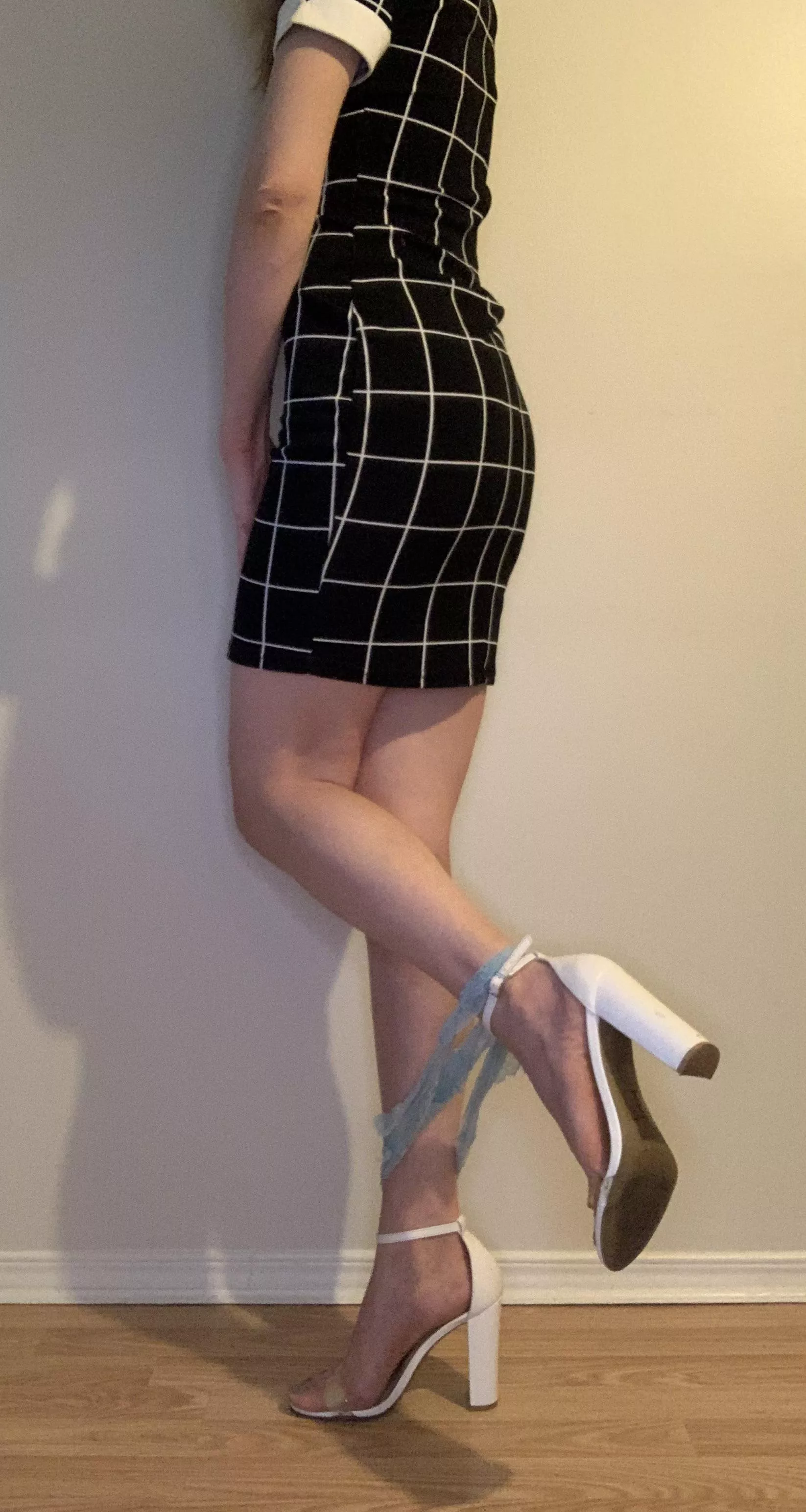 Can I leave my heels on? 😍😘🥰