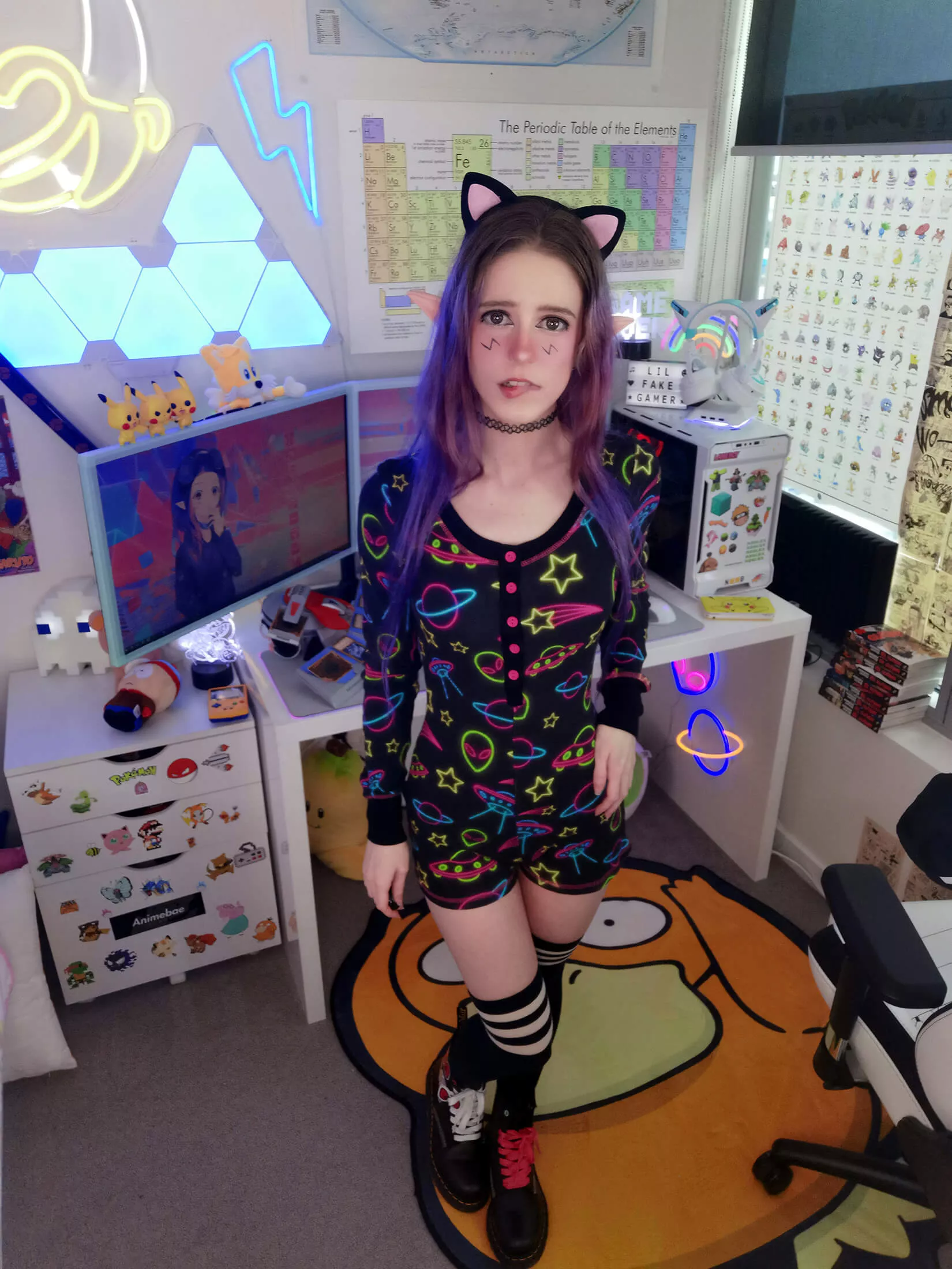 cat girl is out of this world ðŸ‘©â€ðŸš€ðŸ±