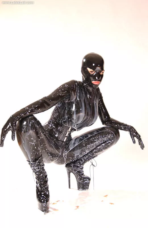 catwoman from latexlair