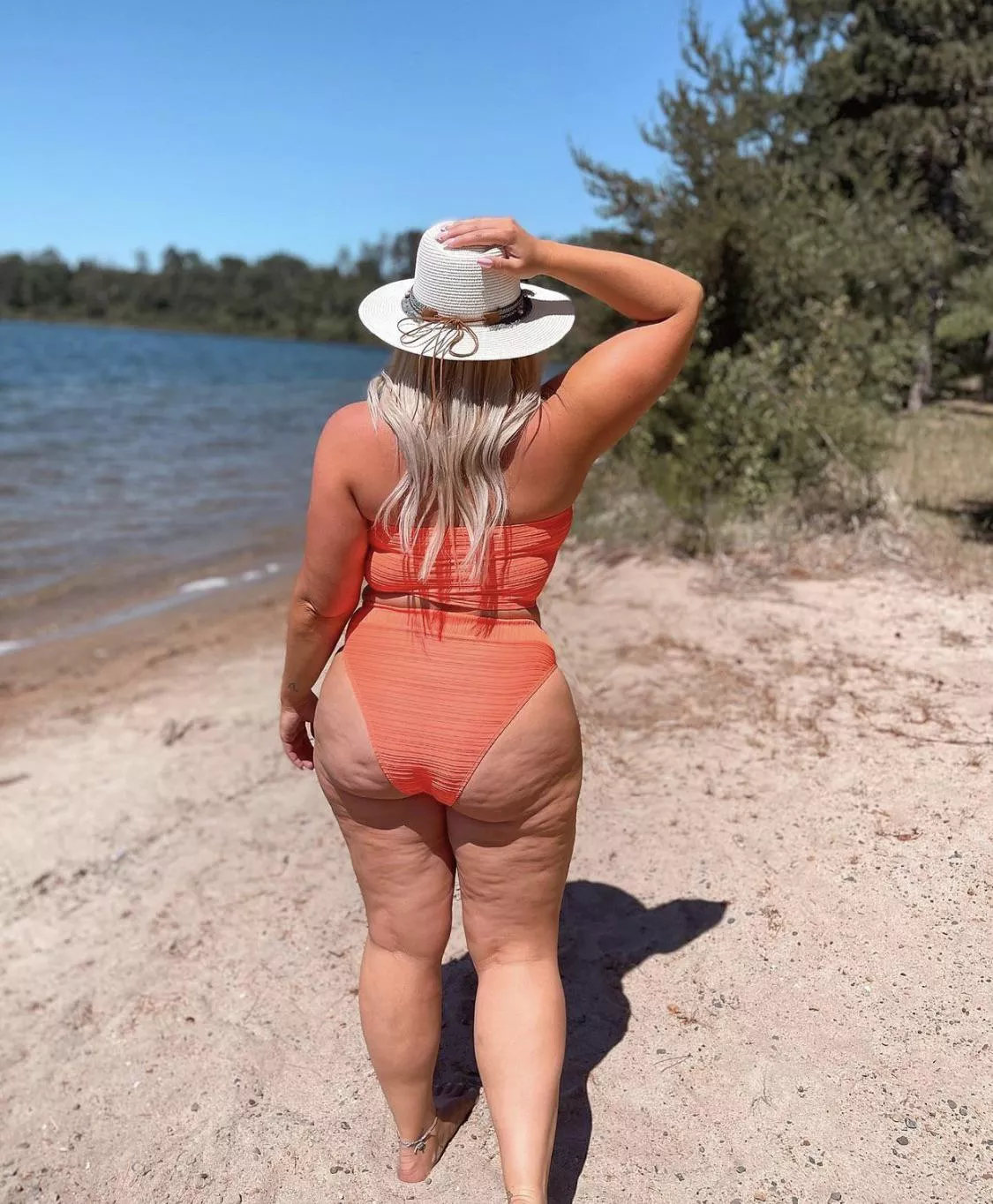 Cellulite is the best part of an ass