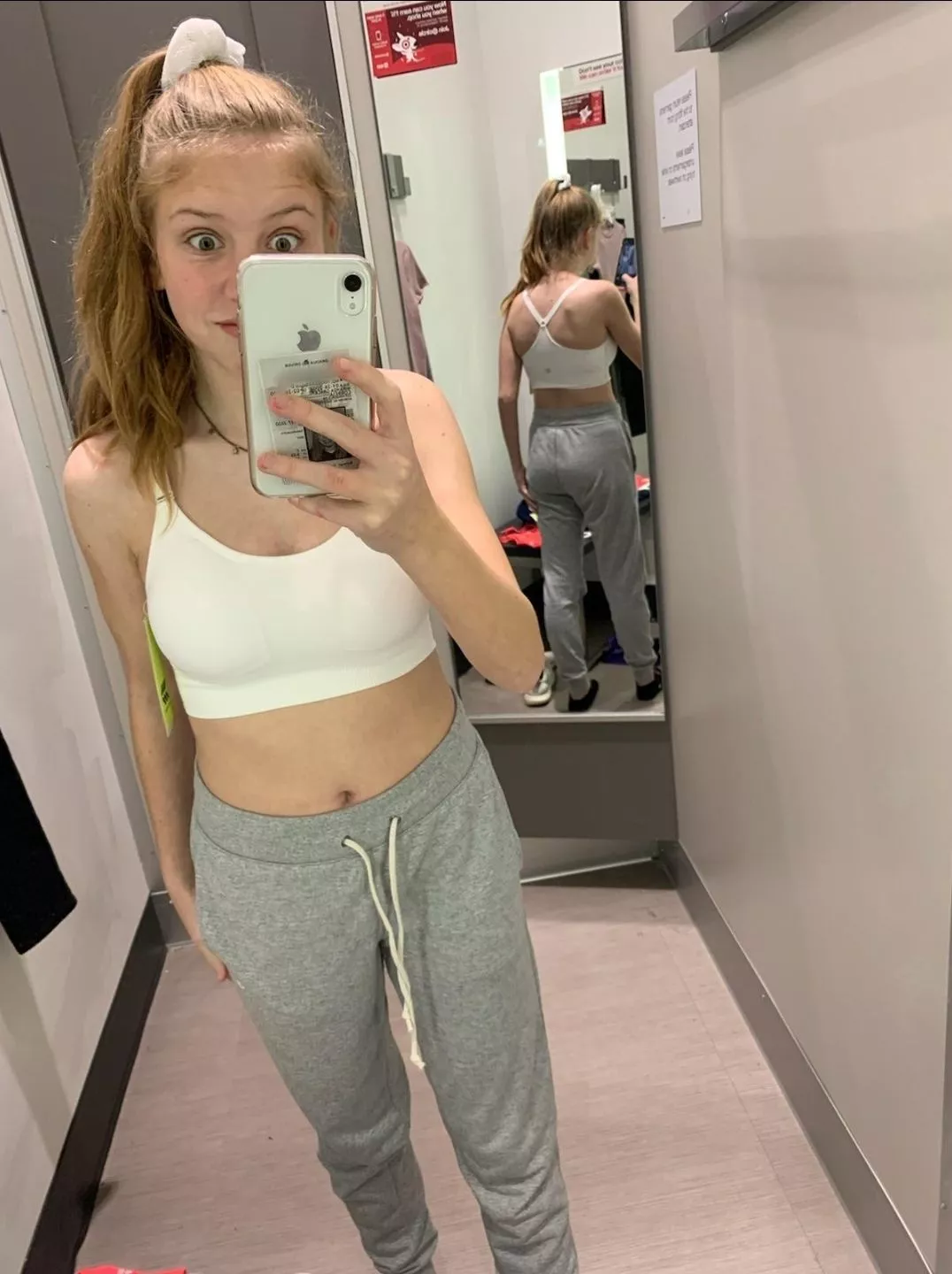 Changing room selfie (irtr)