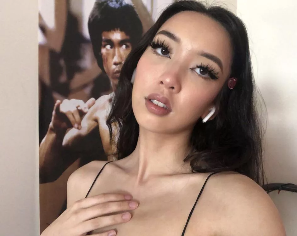 chinese x spanish (hi bruce lee)