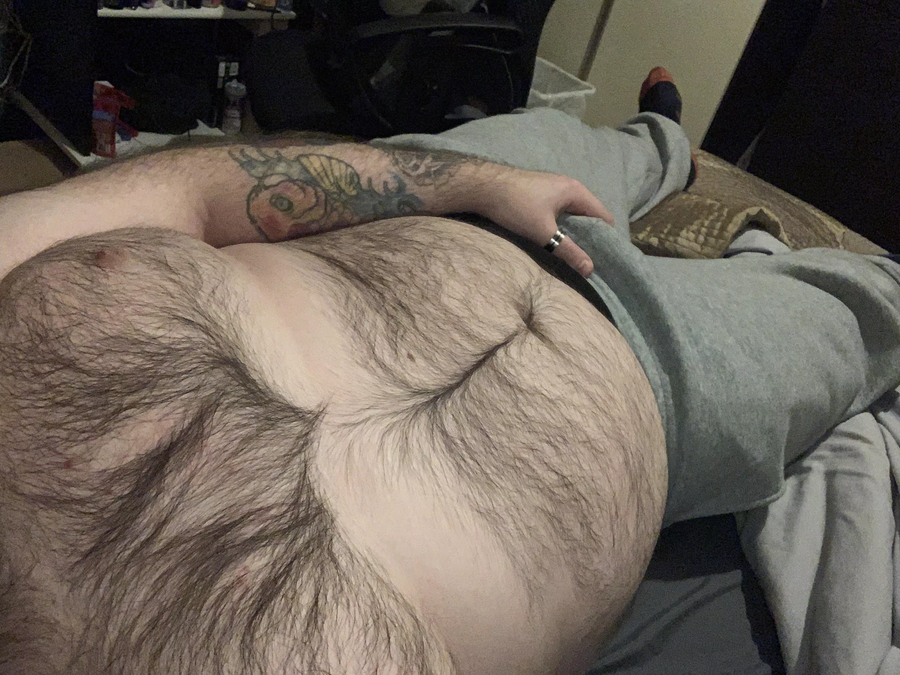 Chubby, hairy and in grey sweats. What more could you want?