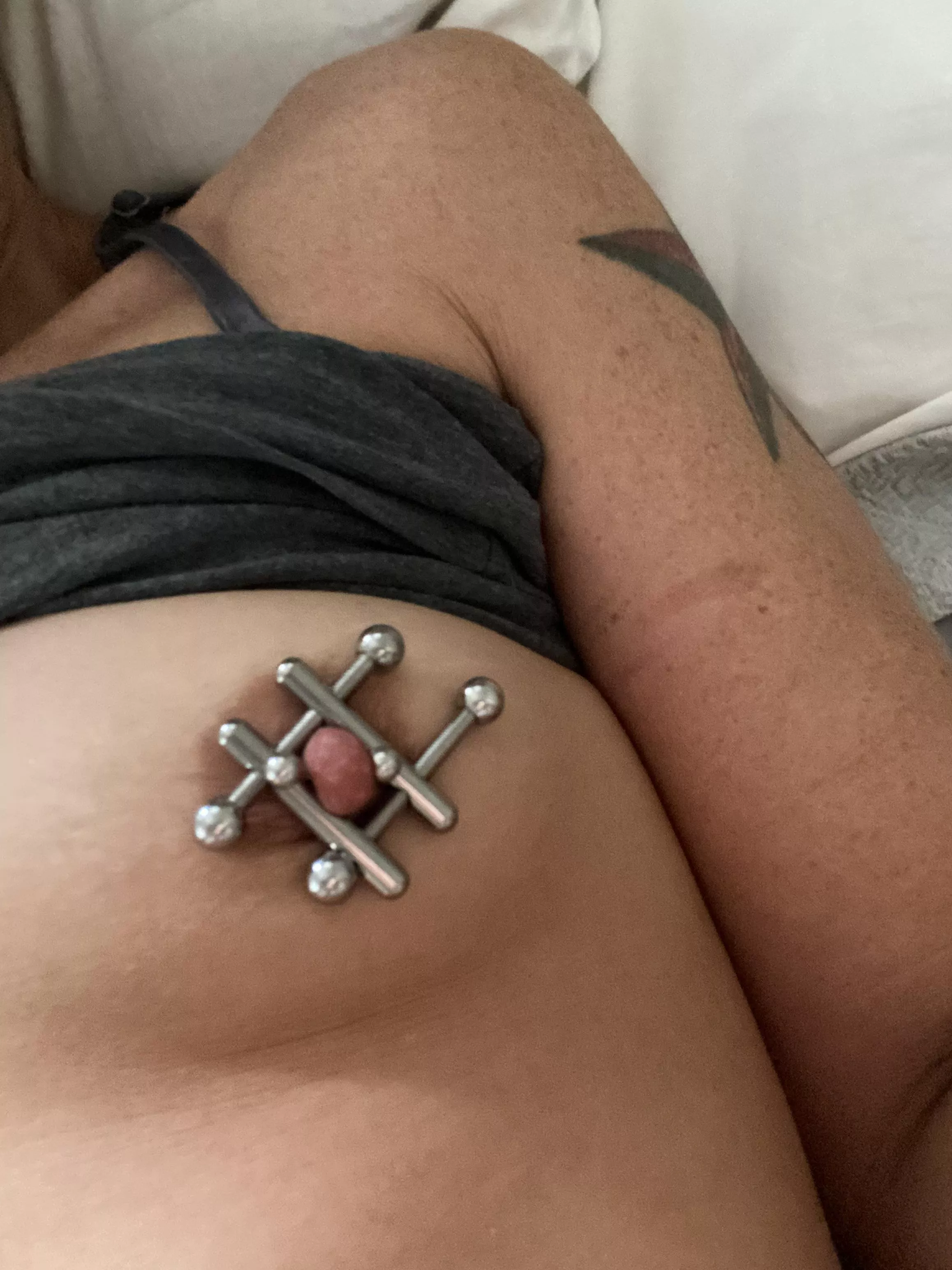 Clamps & Jewelry â€“ who wants to tighten them for me?