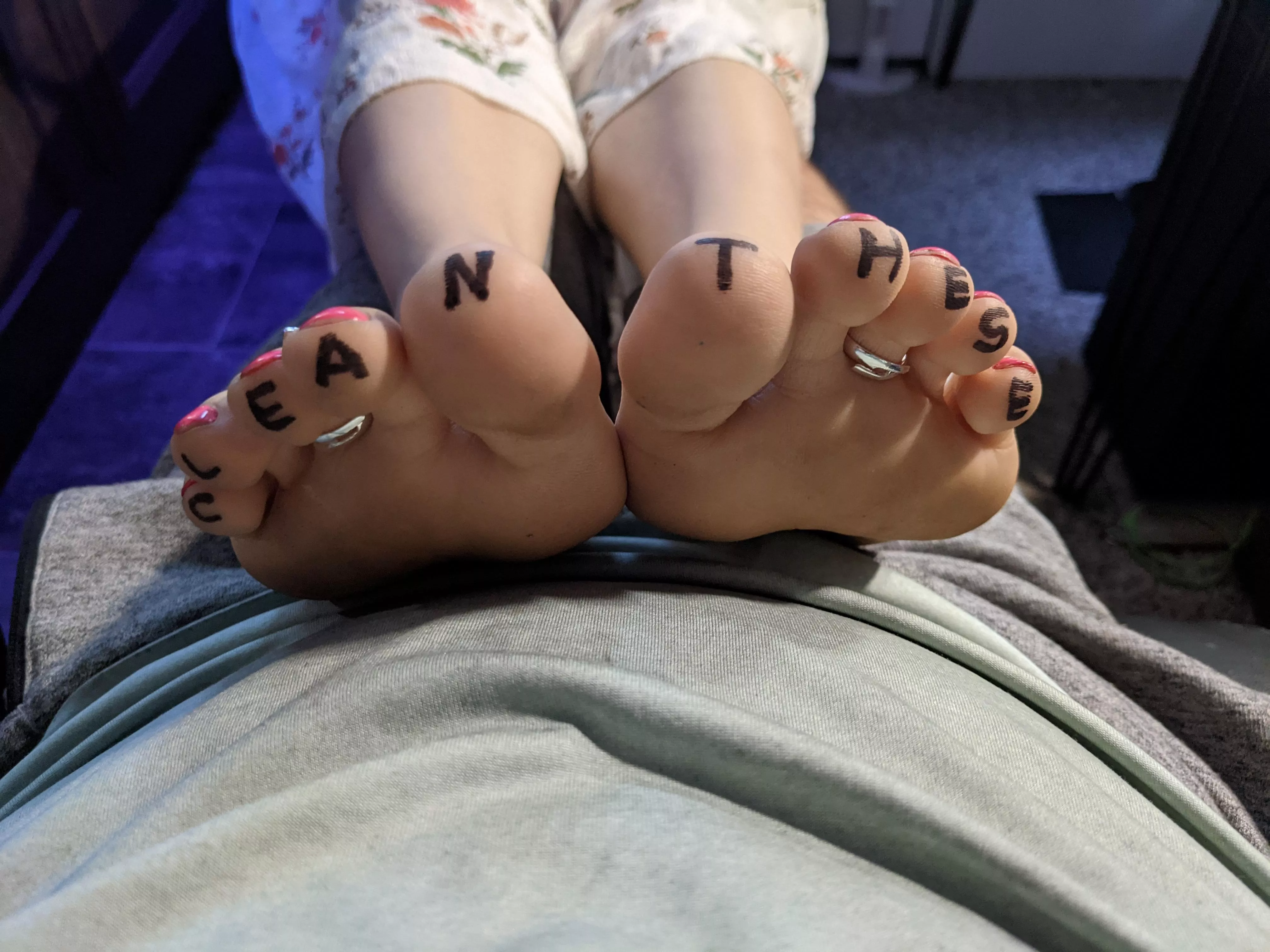 Clean These Toes Pls ðŸ¥º