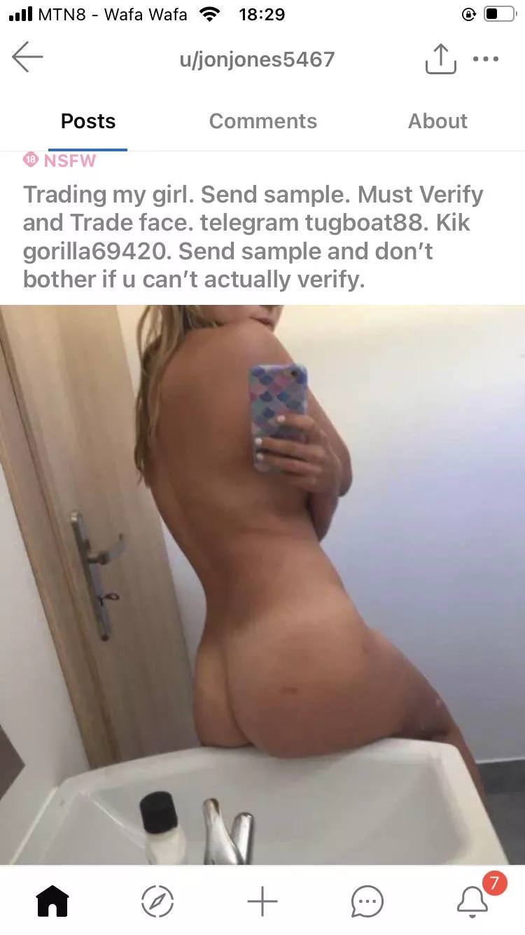 Collector alert! This guy trades photos of OnlyFans models and stages them as his gf!