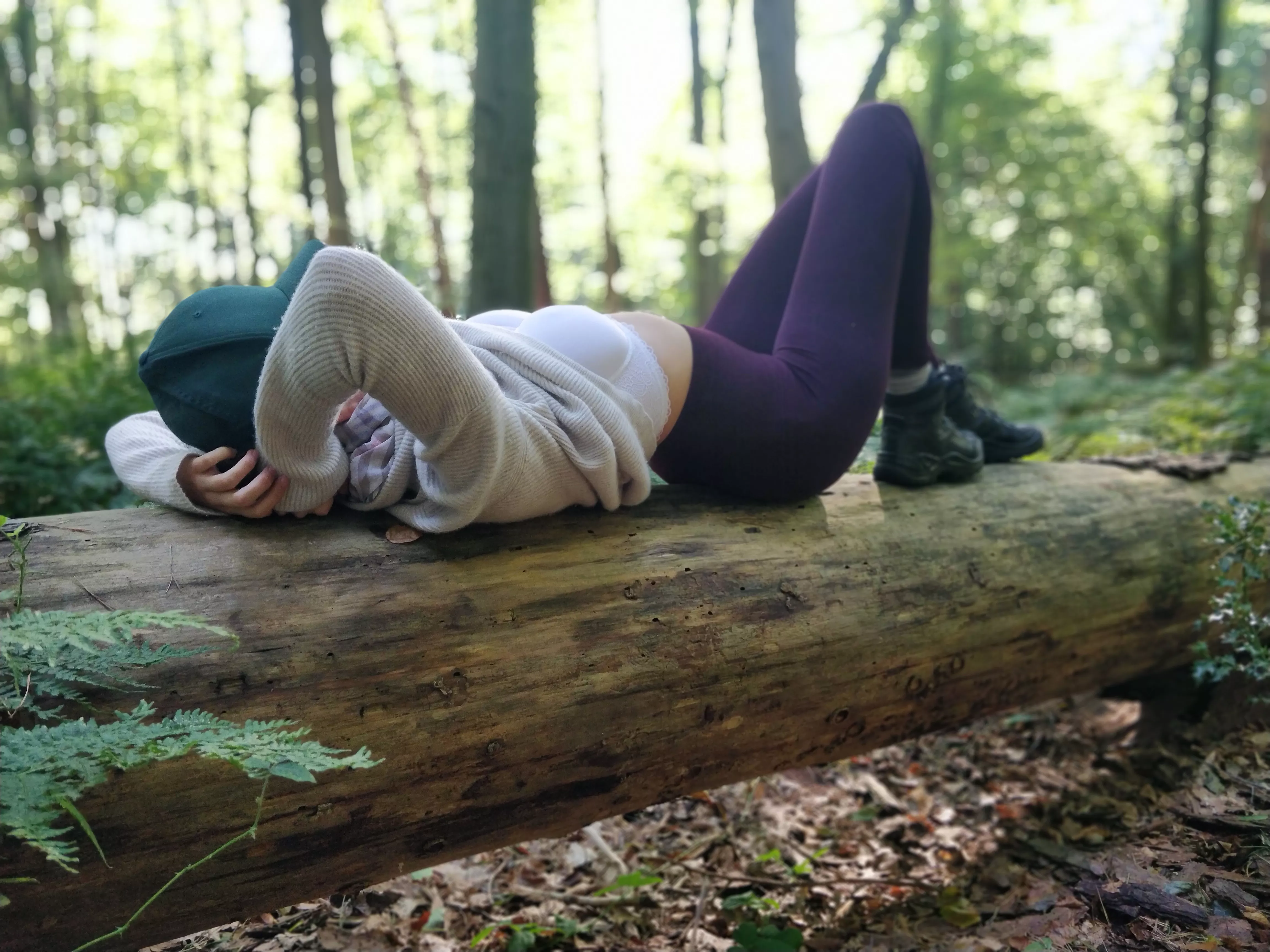 Comfy on my tree in my yoga pants :)