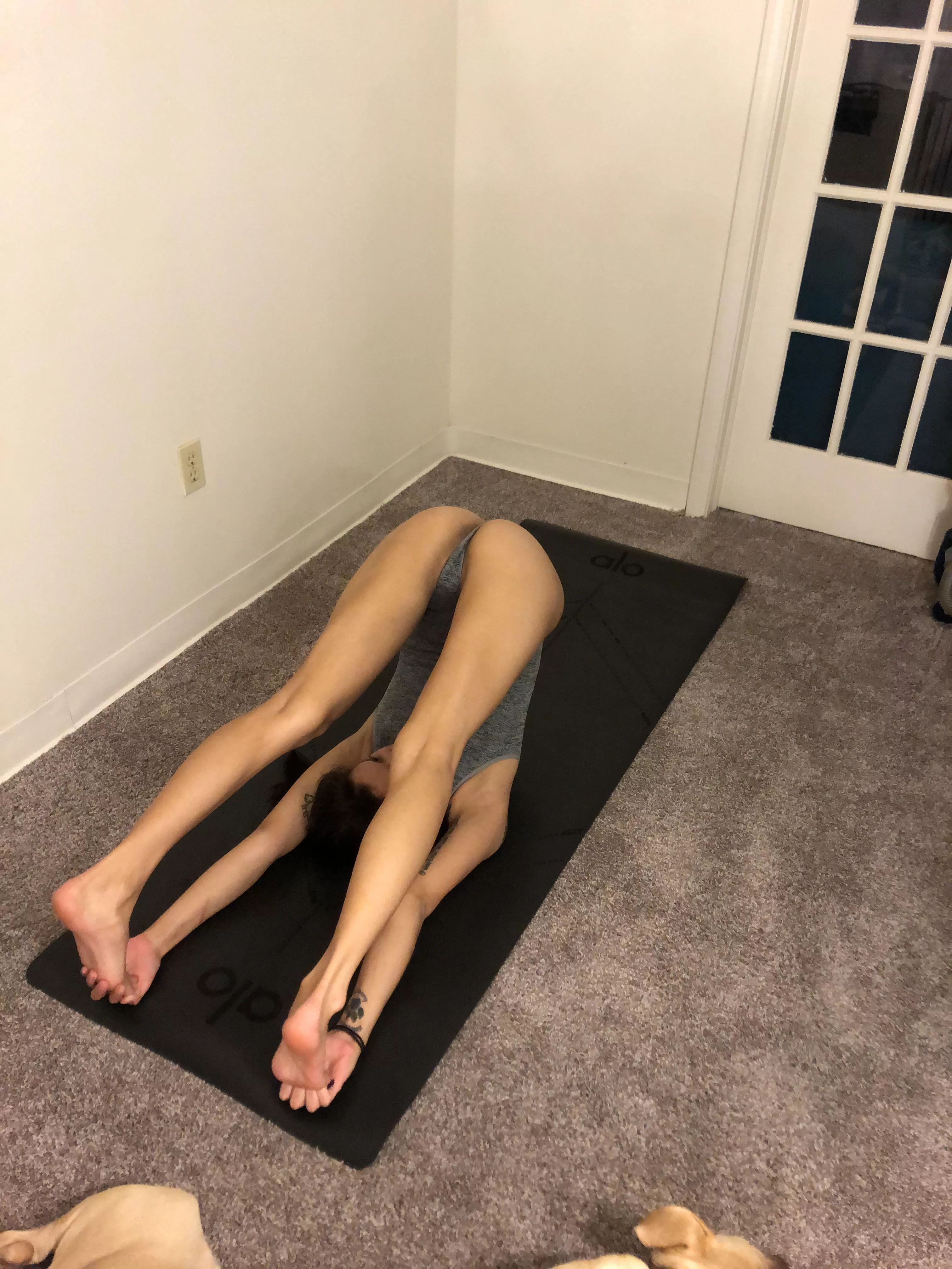 Cum help me stretch out