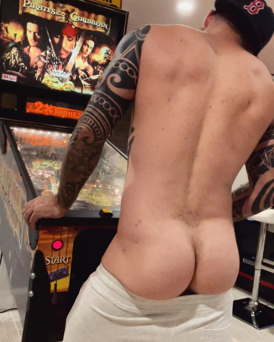 Cum in my backbox #pinballwizard