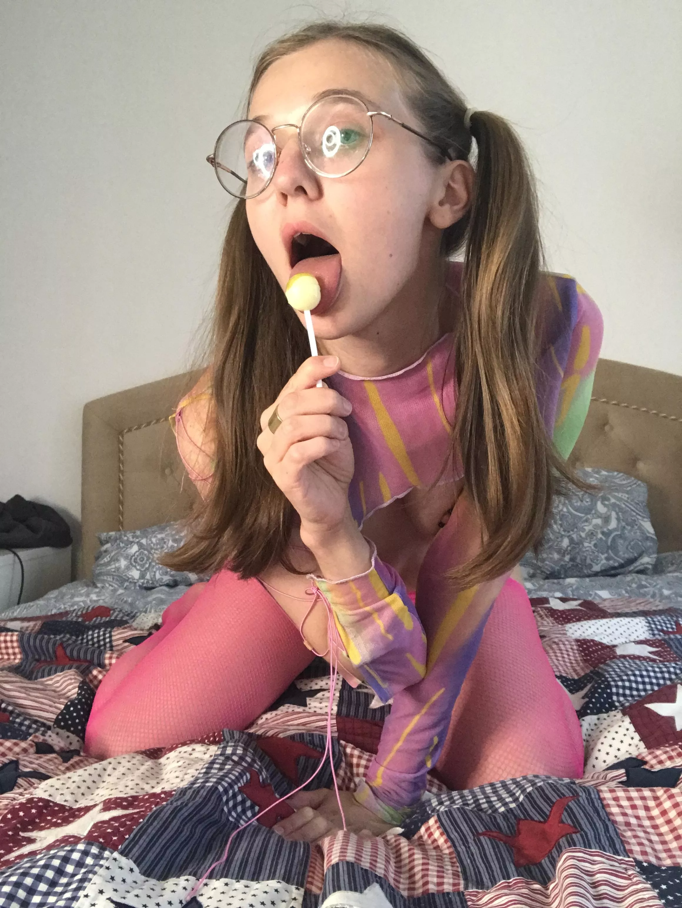 Cum on my glasses