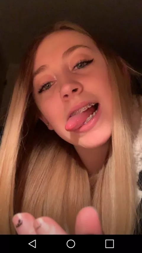 Cum tribute