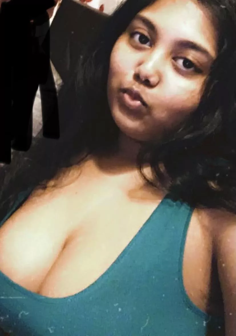 Cum tribute my gf In a video? Message me