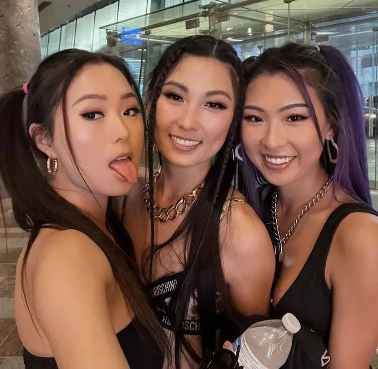 Cute Asian Girls