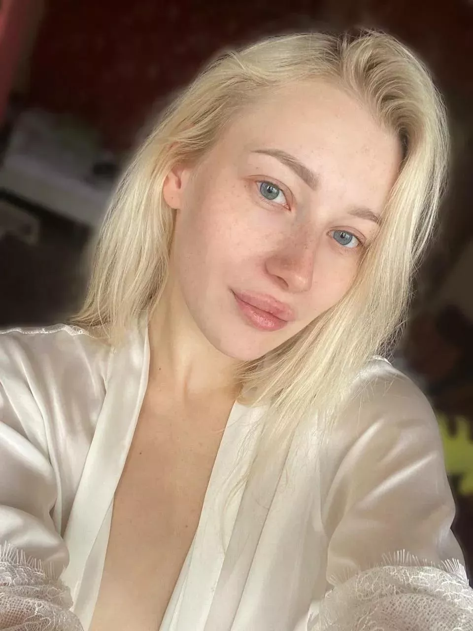 Cute blonde are waiting for youðŸ¥°ðŸ˜