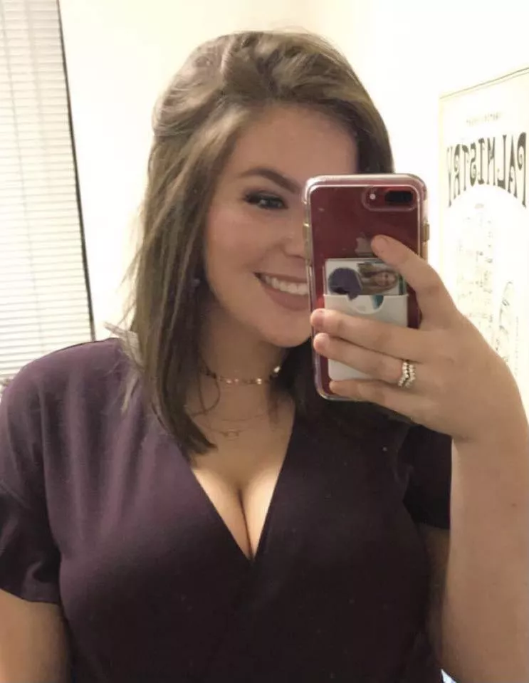 Cute smile, great tits