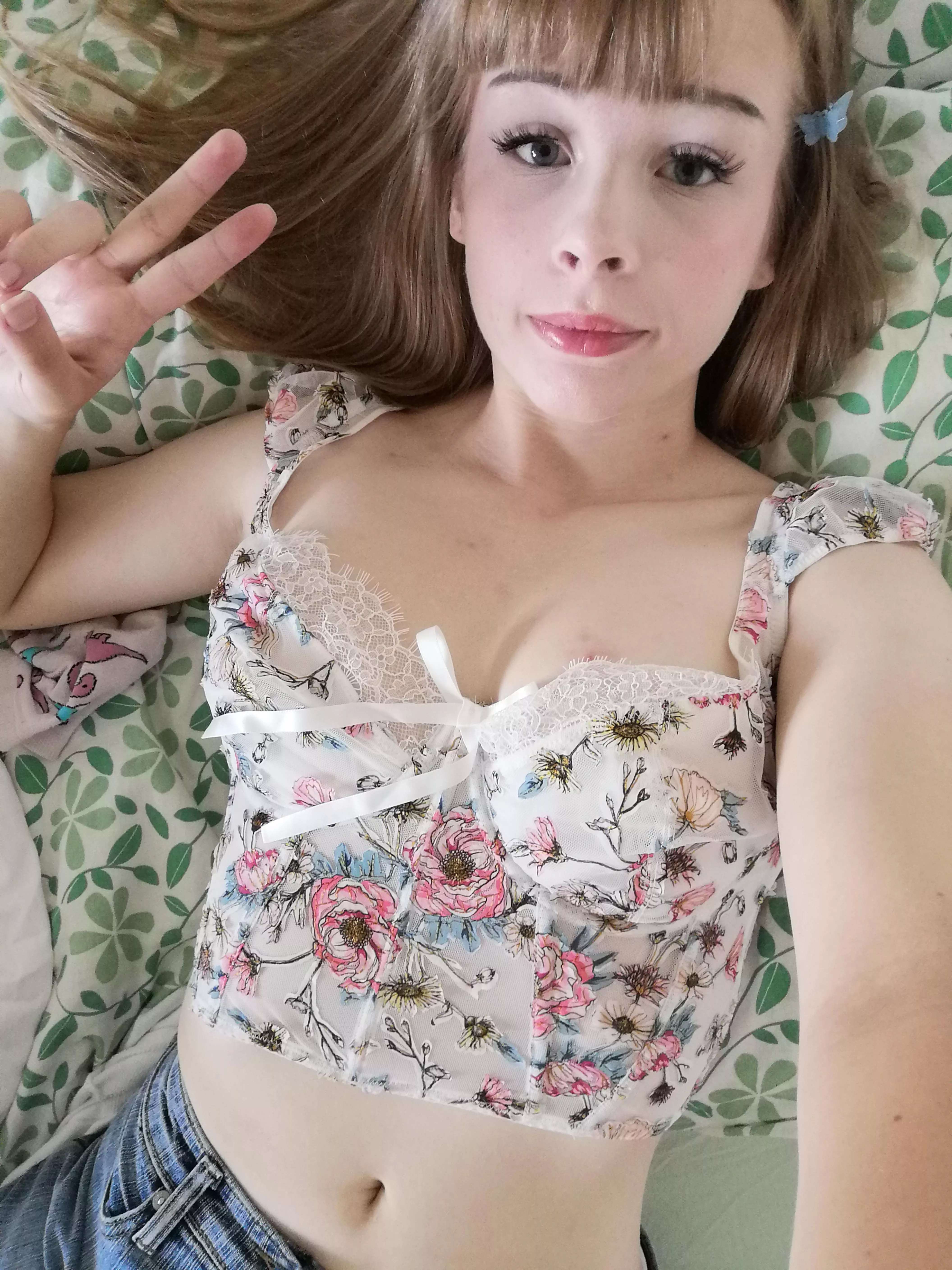 cute Victoria's Secret top ðŸ’ (and dinosaur sock in the background lol) [F]