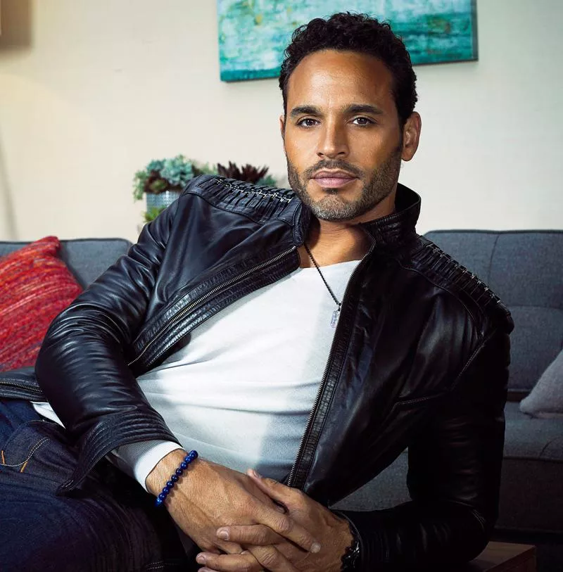 Daniel Sunjata says hi 😍