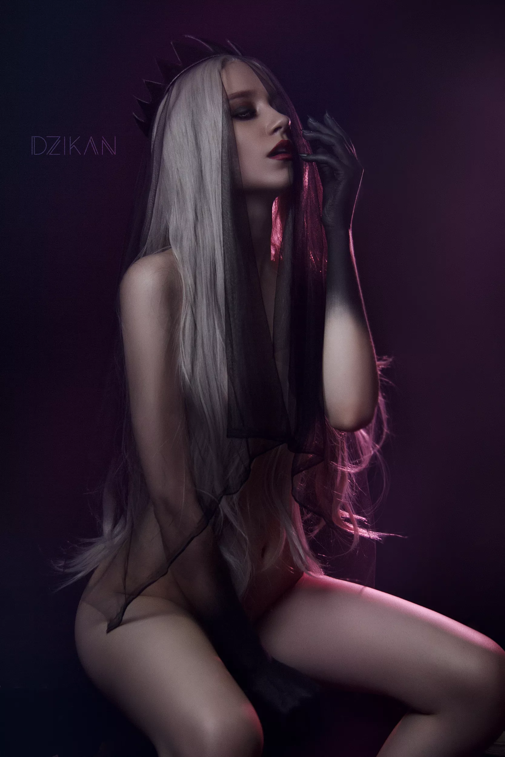 Dark Queen photoshoot by Dzikan (original)