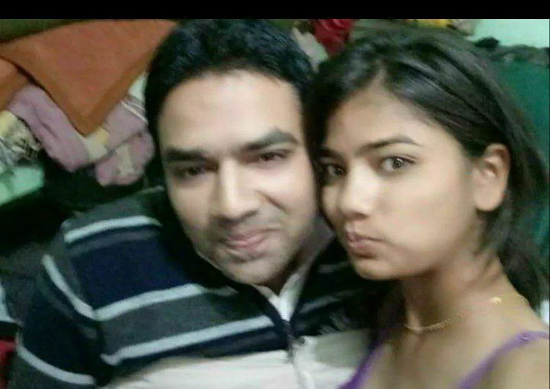 DESI BEAUTY ENJOY COUPLE GOAL MOVEMENT